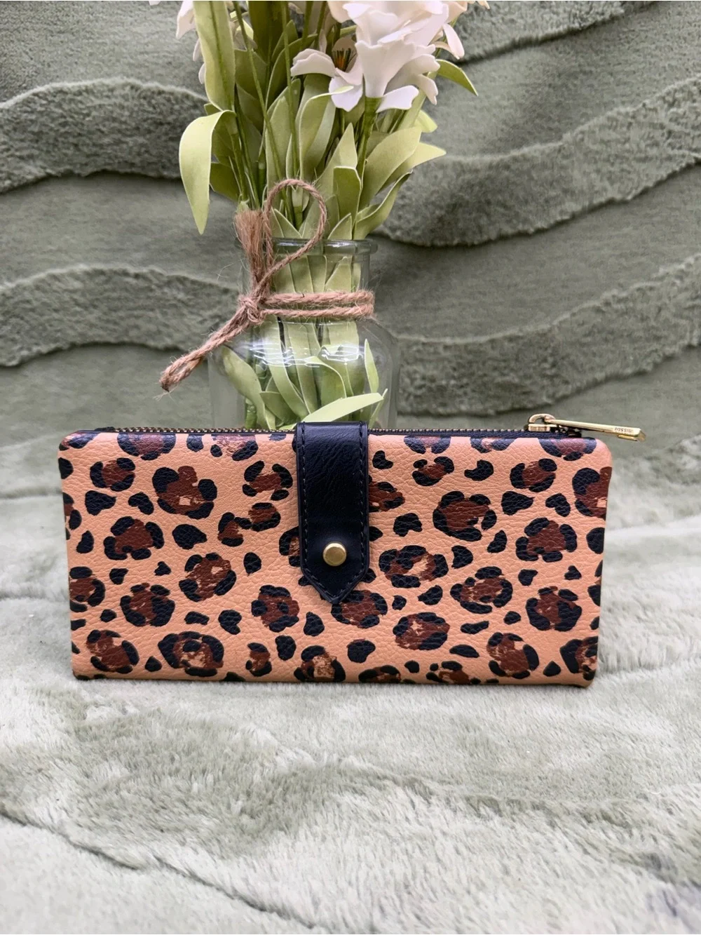 Fossil wallet